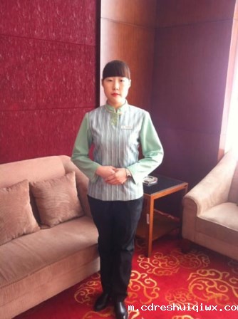 窦琨萌.jpg